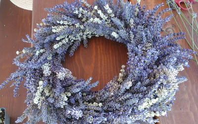 A finished lavender wreath.
